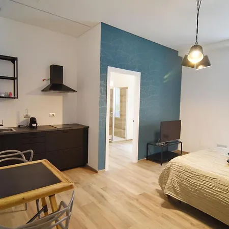 Appartement Roma 141 *