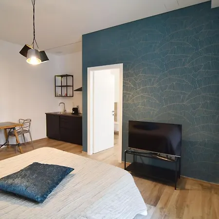 Appartement Roma 141 *